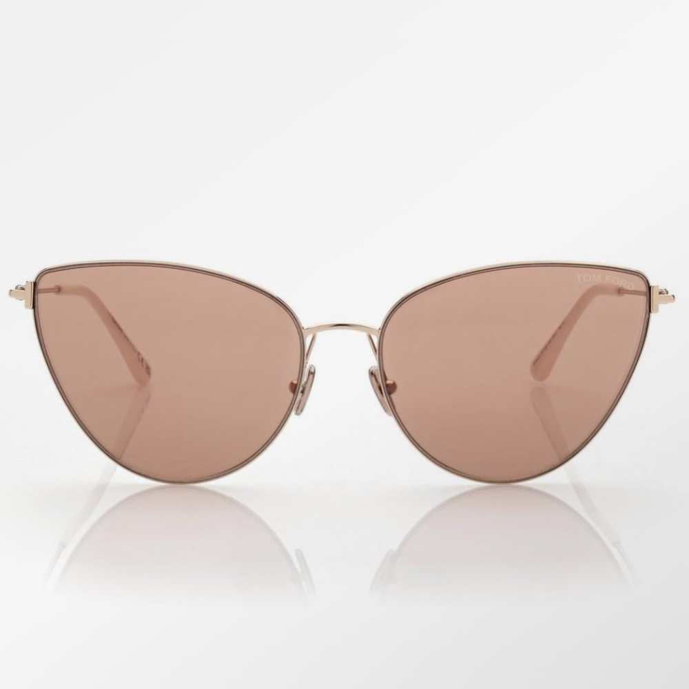 Excluded Tom Ford Sunglasses, New 275 - Picture 4 of 7